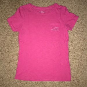 Vineyard Vines tshirt